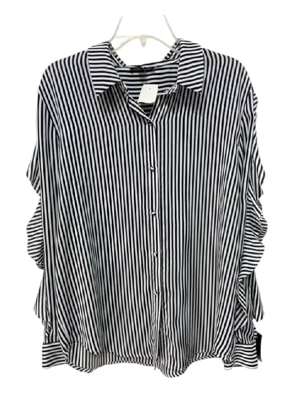 Saks Fifth Ave Size L Black & White Polyester Button Up Vertical Stripes Top