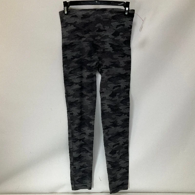 Athletic Leggings By Spanx In Camouflage Print, Size: M